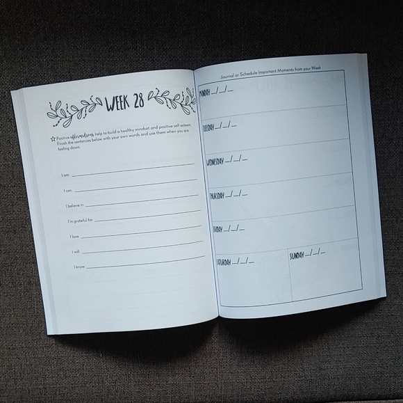 This is me. A guided journal for girls. - Picture 3 of 4